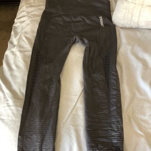 Never worn medium gym shark knock-off